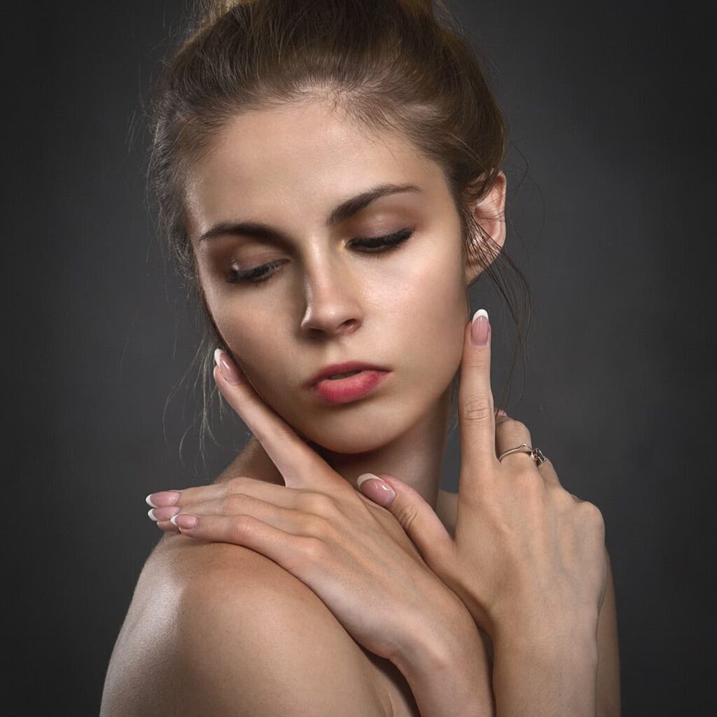 poses para fotos mujer cara