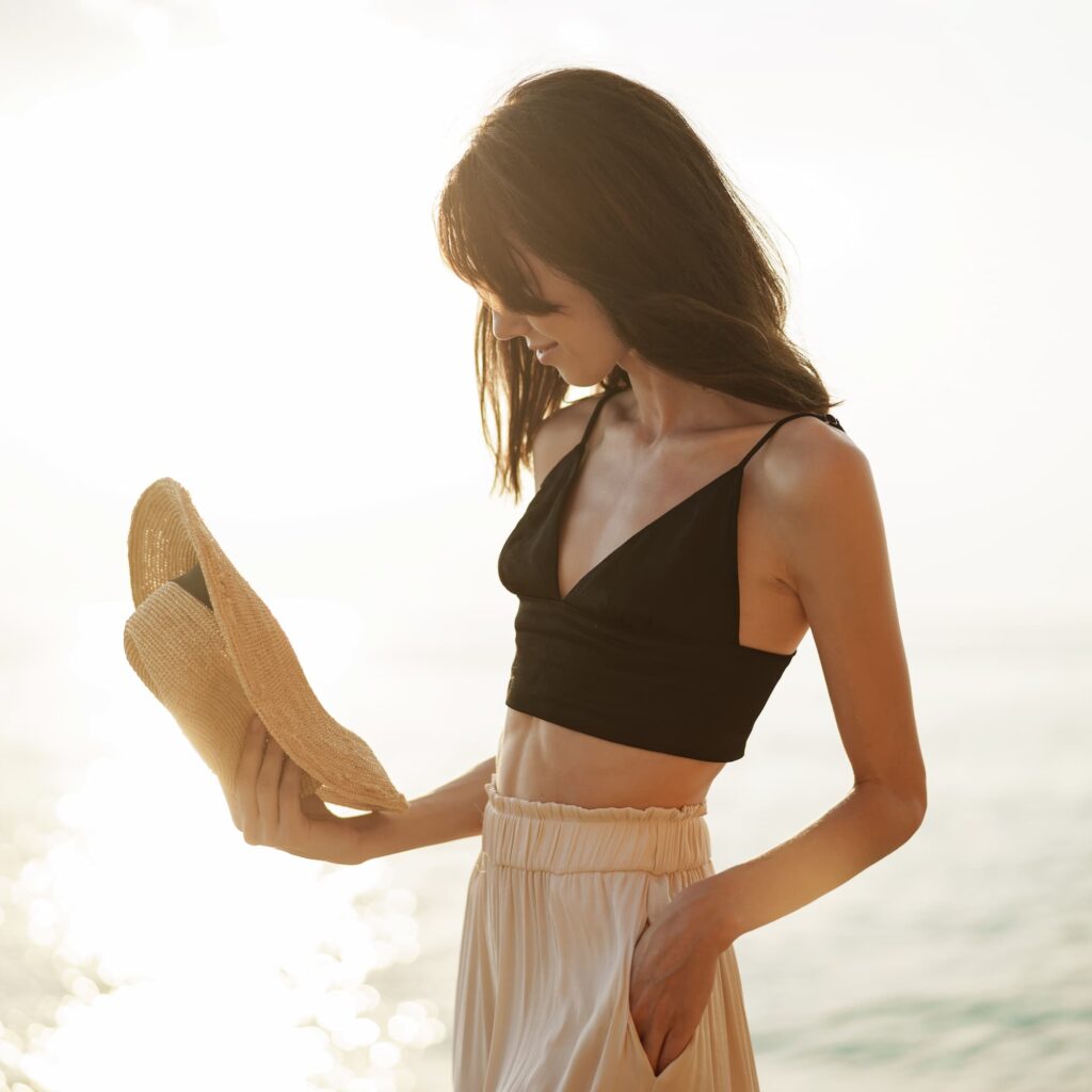 poses para fotos mujer en la playa
